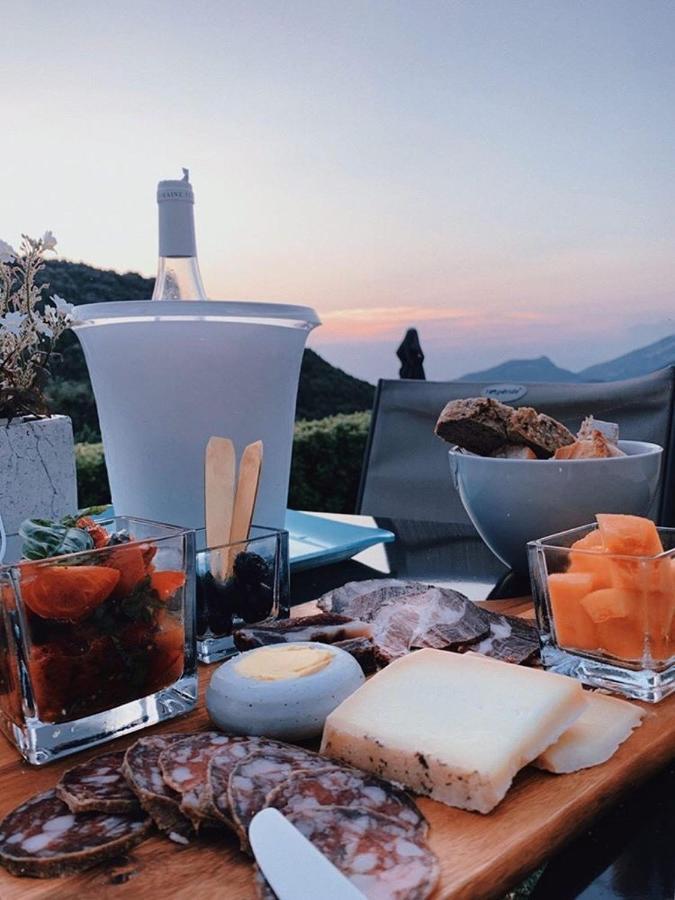 Villa Milanu Олетта Екстер'єр фото